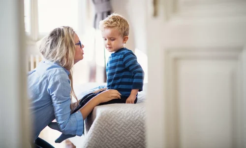 چگونه کودکان را با تغییرات زندگی سازگار کنیم؟