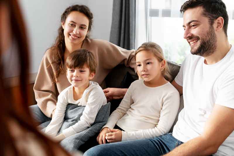 ایجاد محدودیتهای سالم و مؤثر در خانواده